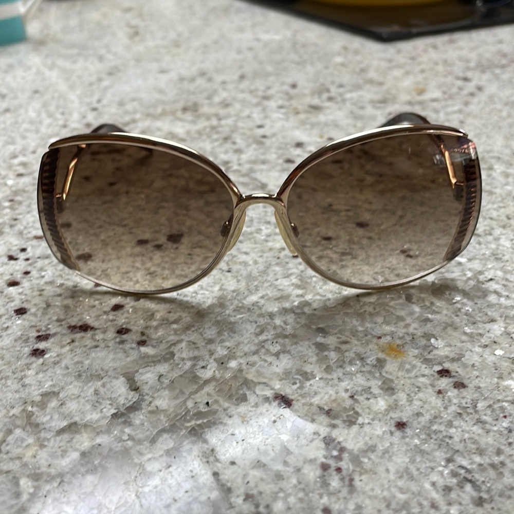 Sunglasses, no case